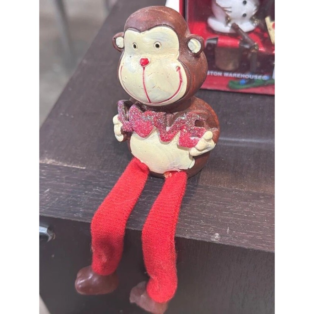 Love monkey decor